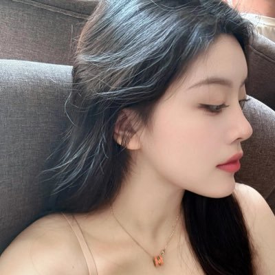 profbusama88062's profile picture. 