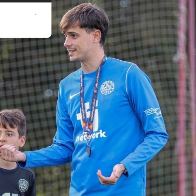 Aprender a enseñar, para enseñar a jugar📚Graduado en Ciencias de la Actividad Física y del Deporte⚽️Técnico deportivo fútbol🧑🏻🏫Educación Física