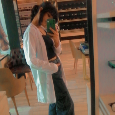 MeryemBen2571's profile picture. 