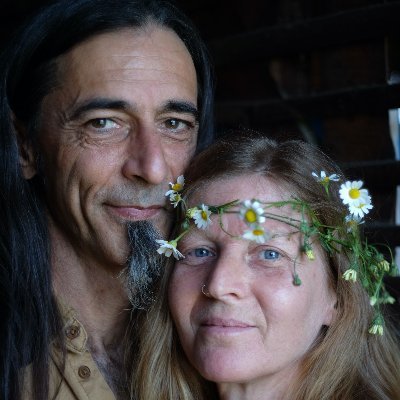 Haleen is a realization of a Belgian husband and wife duo. They operate from an off-grid setting in Portugal and have created their own unique genre of music.