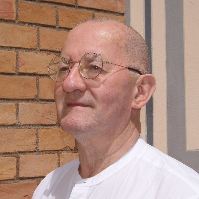 jamespkinsella's profile picture. Acrylic painting, pushing the boundaries of Abstract Expressionism through a poetic application of expression and action! Contact: jamespkinsela@gmail.com