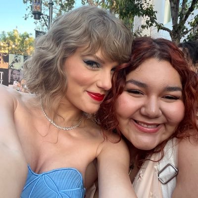 she/her | CONRAD FISHER 2025 🙂↕️ | mostly yapping about taylor swift, olivia rodrigo, big brother, disney and other interests of mine | BLM