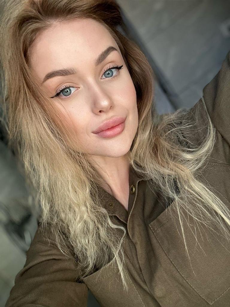 ortifira1970485's profile picture. 