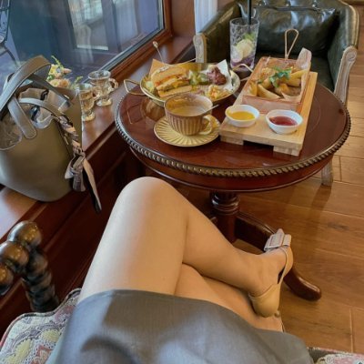 chunnie_26's profile picture. Down to earth, but still above you.