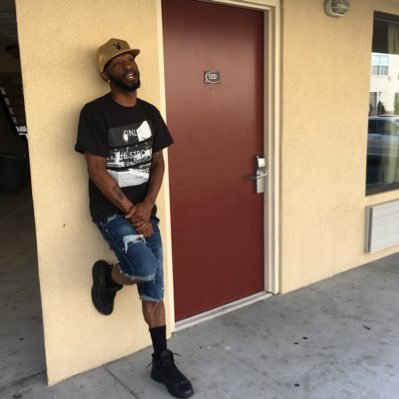 UnkleMoney16's profile picture. RIP GRANNY Family 1$T | #KrashFam | #RIPFLY PH8G4NG | &= | Hungry&=Humble |317/702/303