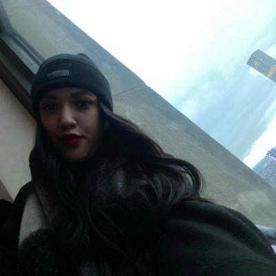 roxxreta's profile picture. Be mine.