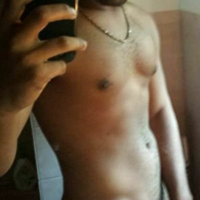 👋🏾...I'm looking for a fun playmate to meet...I don't mind quick sessions, but I love longer ones 😉