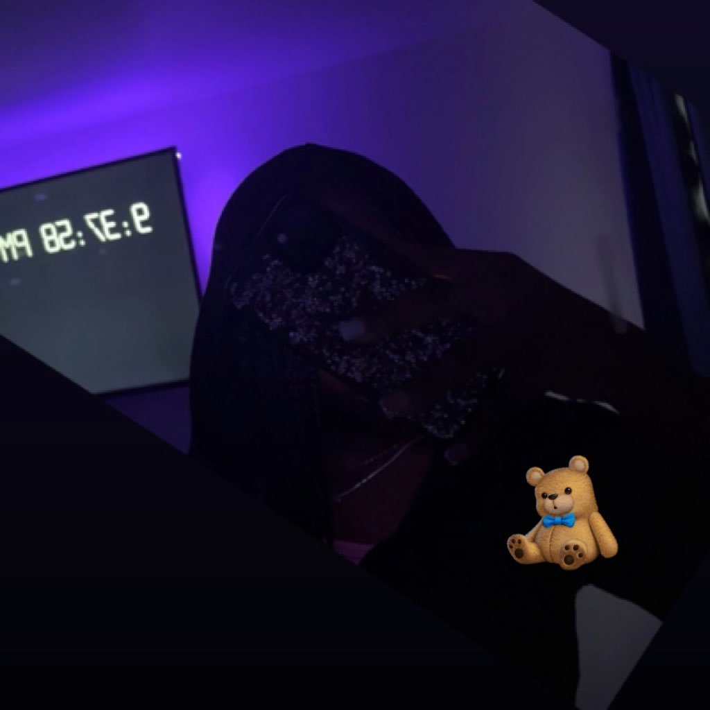 zyyymariii's profile picture. pretty , private , pushing.🫶🏾