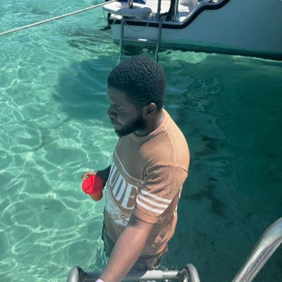 Manhimsilf's profile picture. Active 🖖🏾