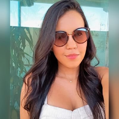 gisellevielmond's profile picture. Mineira, libriana, teimosa e cansada 🙃