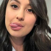 Nida (@apkinida) 's Twitter Profile