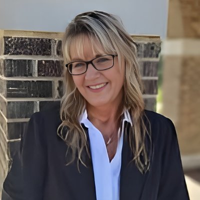 For 17 years, I have been dedicated to helping clients find their dream properties. Contact me at (423) 312-9220 or (423) 523-8867