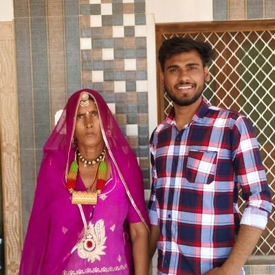 jay shree ram 🙏
💥 मरू ☀️ धर 💥
socialist || 📙📕
Sanatani🚩
🌟 son of marwar 🌟
50k 🙏