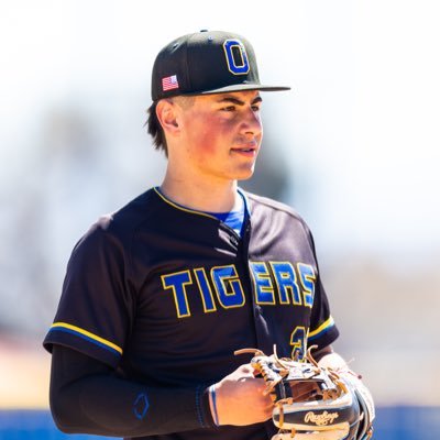 2025 Orem High School Baseball 3B/OF | GPA 3.97 | 6’2” 205lbs. PBR ‘23 & ‘24 FUTURES 24 ProCase West Alum merrickbostock@gmail.com
