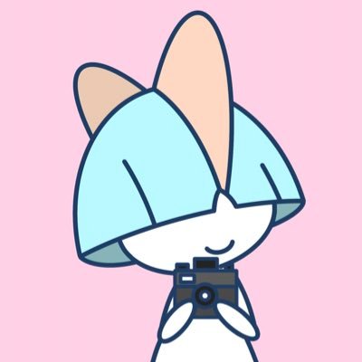 中野小陽ちゃん。菅波美玲ちゃん。写真撮ってます。