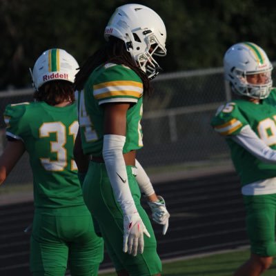 Derby High school Football/T&F ‘25| CB| 6’2” 175lbs| 39in vert| 4.29 40 time| 10.6 100 time|