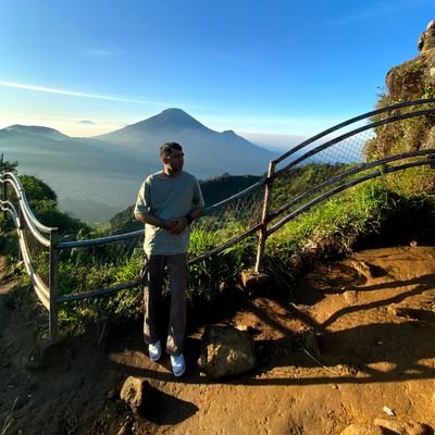 EatSleepAgainN's profile picture. pray hard work hard