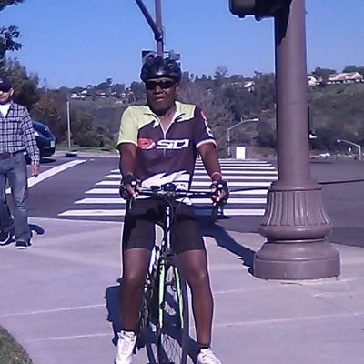 Bernard12607152's profile picture. Sports: cycling &running