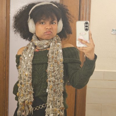 GetInTheChariot's profile picture. '03 | Respect existence or expect resistance | she/her