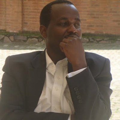 RRwumwami's profile picture. 