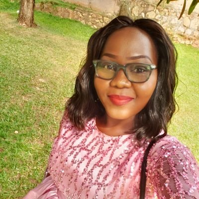 aysherbuzu's profile picture. 