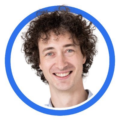 👩🚀 Helping sales pros turn every message into a deal | Founder at RogerRoger | UI/UX Designer & Growth enthusiast.