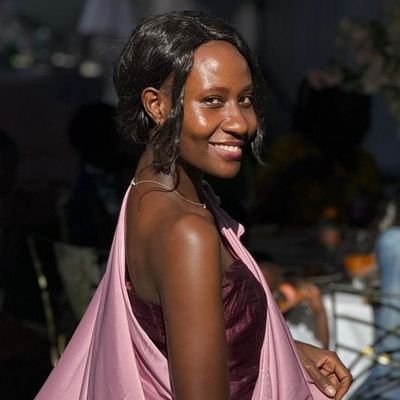 adah_atukunda's profile picture. #Tourism and #Fitness lover | Big fan of all things sports.  💚🏎🏀⚽🏁
I am who God says I am ☺ 💪💃
#fitmom