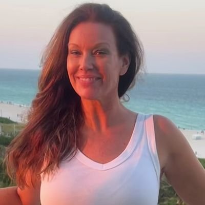 CatherineM92796's profile picture. Hairstylist and makeup artist