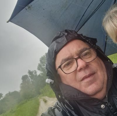 Pfff, un vrai oxymore ce mec.