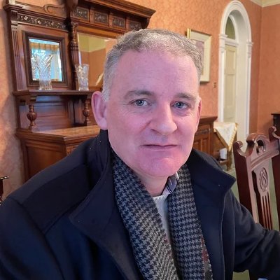 JonathanAl97546's profile picture. “Your word is a lamp for my feet, a light for my path.”  - Psalm 119:105

Catholic, married;