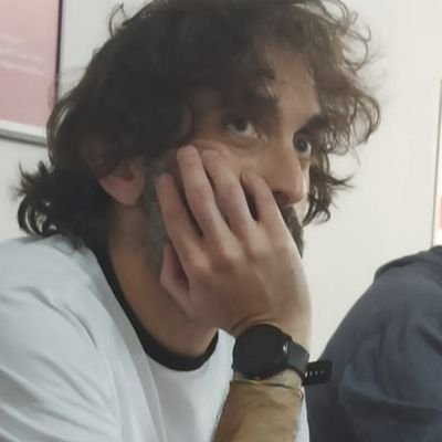 DsantirsoR's profile picture. Intento de docente de Geografía e Historia.
| Toda la historia de la sociedad humana, hasta la actualidad, es una historia de lucha de clases.