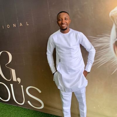 Know who you are👤.Know what you want✨.Know what you deserve🤞and don't settle for less🤏.
Emmanuel 🪔✊