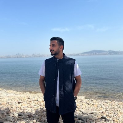 komeil_y's profile picture. CE@SUT
DevOps Eng.