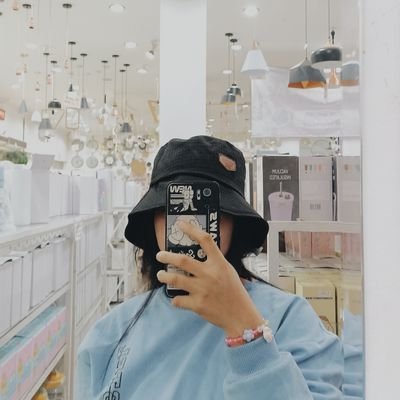 s✧ Profile