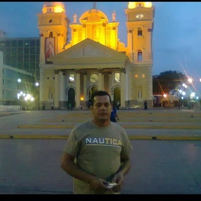 fabricamos rejas y puertas de seguridad tipo multilock, herrería en general, obras civiles y remodelación de casas,quintas o apto..
