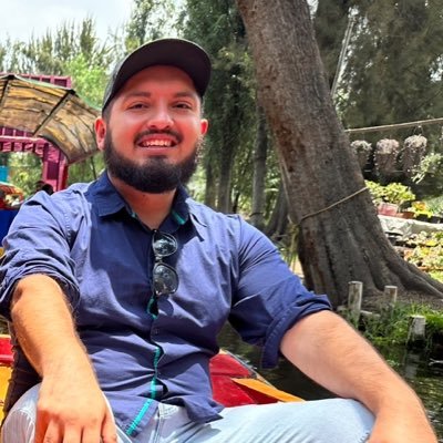 ProfeMacias's profile picture. DACAmented, inspiring young minds as an educator and coach. #LPND #HBCUProud #PQC #PQSi @PaulQuinn1872 🇲🇽 ΔΑΩ ⚽️🏈🏃🏻‍♂️🏃🏻‍♀️