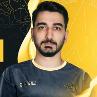 xLyron (@xlyron) 's Twitter Profile