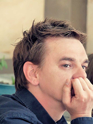 Franck_Carlichi's profile picture. DA dans la pub et graphiste/developpeur de logiciels Mac et iOS