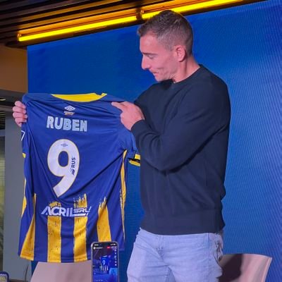 hincha de Central como Marco Ruben y Ángel Di María