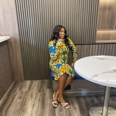 mopeademuyiwa's profile picture. "Data analyst 👩🏾‍💻// A sweet Lady 💆🏾‍♀️// A lover of Good things 💸