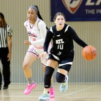 Alyssa Mullholand (@alyssam2025) 's Twitter Profile Photo