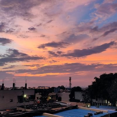 JillaNaveen21's profile picture. ayya namaskaram 😗