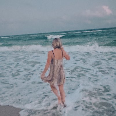 BetsyPeperak's profile picture. 