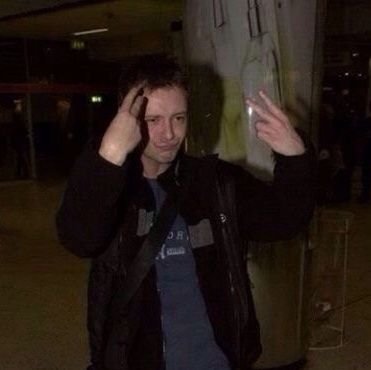 roblin___'s profile picture. lover of old man music and silly games
🇵🇸