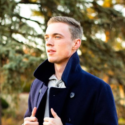 clarkewmjones's profile picture. Aesthetically pleasing entrepreneur | Founder @resolvfinance