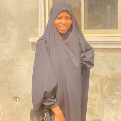 Muslimah°°Tech sis💻°° Management Team lead @GDSC_KP °°Data science Enthusiast🔍°°Data lover❤️❤️°°Learning Data Analytics @LearnwithWiDa