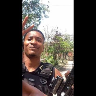 em busca da meta 🙏🤑✍️🕊️🏍️🚙 sdd Leomar Jefinho cocao bobo semente ph 😭💔eterno tela 😭🏴 botafoguense 🏴🏳
@Botafogo
solteiro