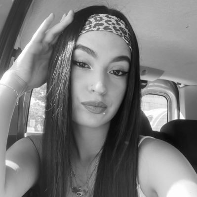 paolamartiinn's profile picture. .