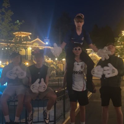 Riley213922363's profile picture. 