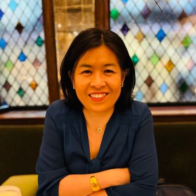 War Studies @KingsCollegeLondon. I study peace & conflict, politics in UK, US, Africa, MENA. Trustee @CRbuildpeace. Feminist. Activist. Mum. Padel addict. LFC⚽️